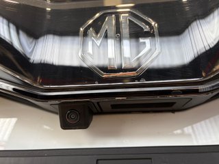MG MG4 LUXURY 64Kwh 2026