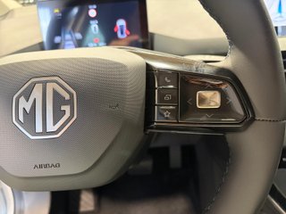 MG MG4 LUXURY 64Kwh 2026