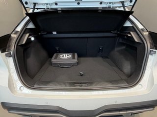 MG MG4 LUXURY 64Kwh 2026