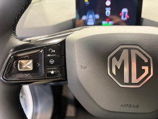MG MG4 LUXURY 64Kwh 2026
