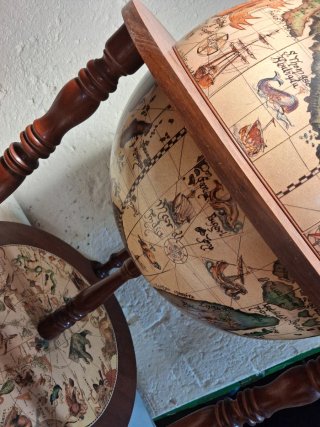 Antiguo Mueble Bar Globo Terráqueo Vintage buen es