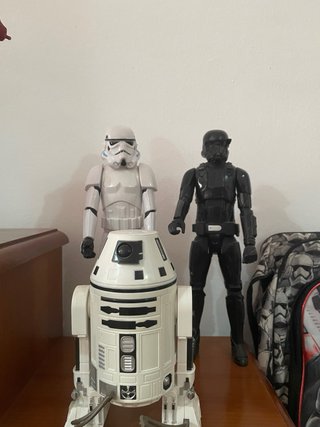 Muñecos Star Wars y Mochila
