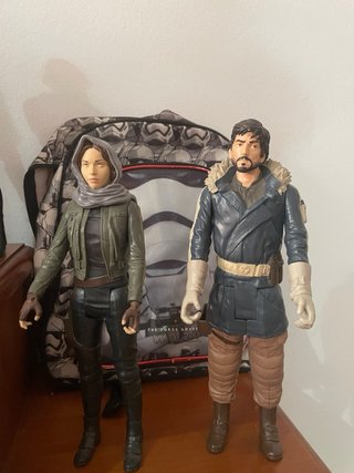 Muñecos Star Wars y Mochila