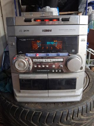 Minicadena Philips FW-C280 3CD