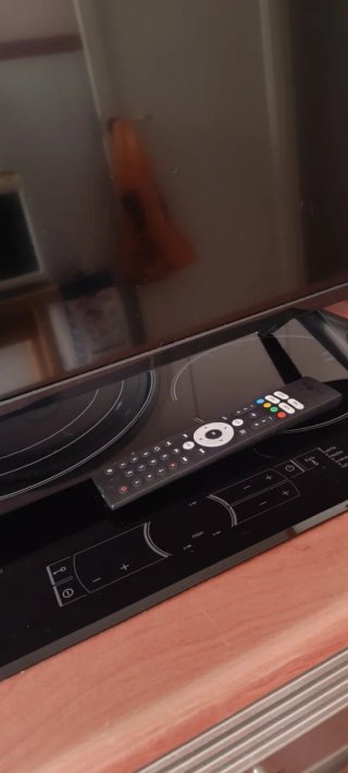 Smart Tech TV 40 Nueva, NO ES smart tv