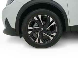 Peugeot 2008 Allure Pack Puretech 100 S&S 6 Vel. MAN