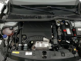 Peugeot 2008 Allure Pack Puretech 100 S&S 6 Vel. MAN
