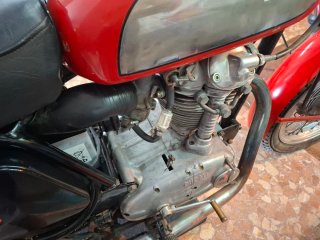 Ducati 350 Scrambler Roja/Plata
