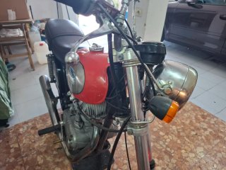 Ducati 350 Scrambler Roja/Plata