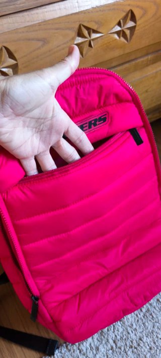 Mochila Skechers roja acolchada