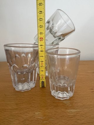 4 Antichi Bicchieri Piccoli