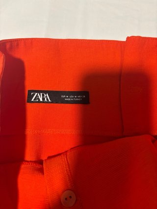 Falda Zara naranja