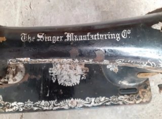 SINGER GOLD