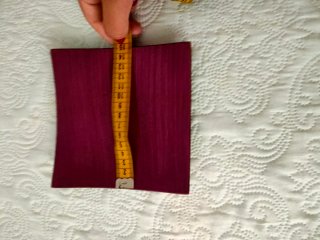 Tabla decorativa morada