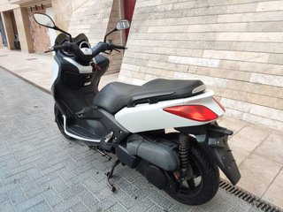 Yamaha XMAX 250 Scooter Maxi
