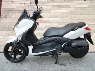 Yamaha XMAX 250 Scooter Maxi