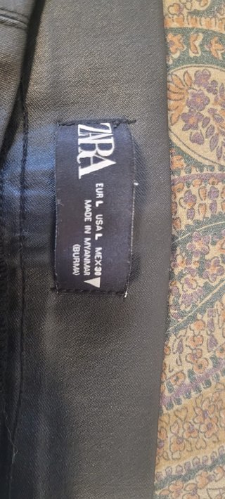 Pantalón Zara efecto legging negro
