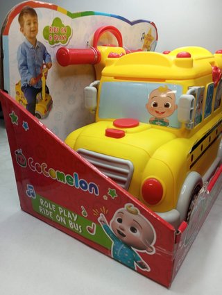 Correpasillos Cocomelon