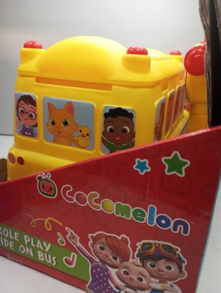 Correpasillos Cocomelon