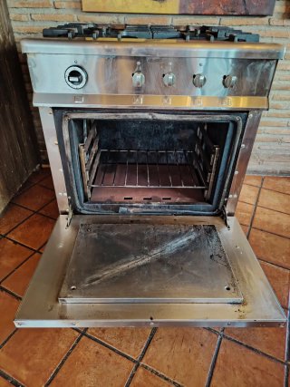 Cocina 4 fuegos y horno