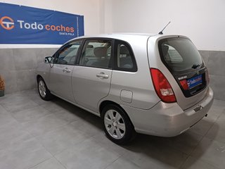 Suzuki Liana 2005