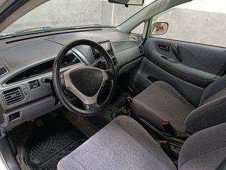 Suzuki Liana 2005
