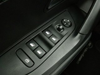 Peugeot 2008 Allure Puretech 100 S&S 6 Vel. MAN