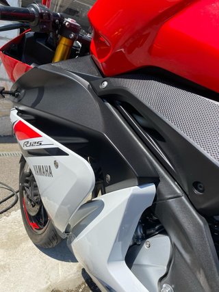 Yamaha YZF R125 2015