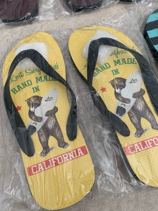 Chanclas Lost Talla 42 Precio por unidad.