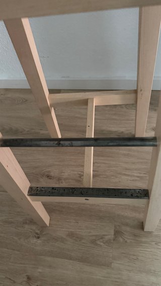 Taburete alto de IKEA nilsolle