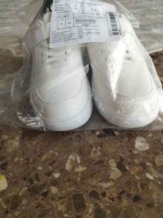Zapatillas Blancas SIX SEVEN (TEMU)