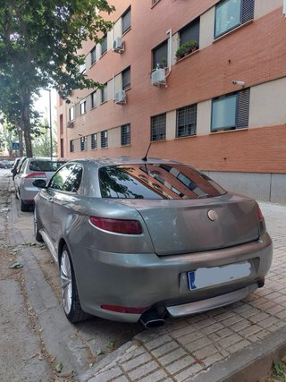 Alfa Romeo GT 2004