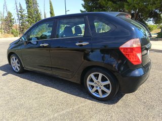 Honda FR-V 2008