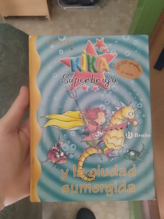 Kika Superbruja y la ciudad sumergida
