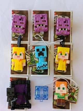 Figuras Minecraft Kinder Joy Lote