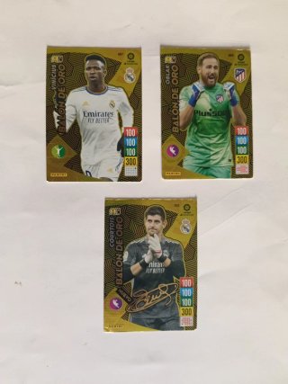 Cromos Adrenalyn XL 2021-22: Vinicius, Oblak, Cour