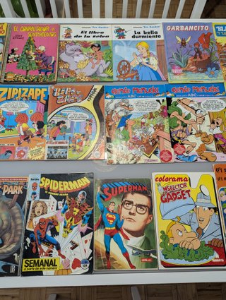 Lote 23 Comics Cuentos Españoles 1974 a 1998 - 1/2
