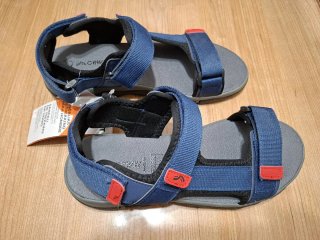 Sandalias azules y rojas sin estrenar T41