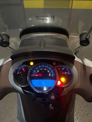 Piaggio Beverly 300 ie ABS