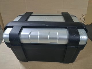Baúl Maleta Givi trakker 46L