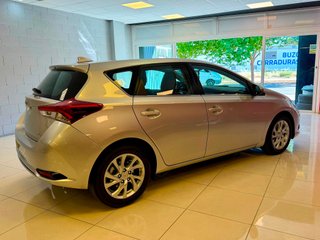 Toyota Auris 1.4 90D Active