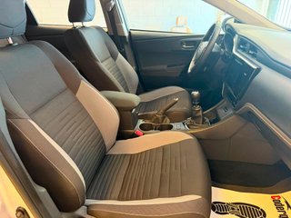 Toyota Auris 1.4 90D Active