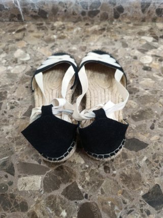 Espardeñas negras con cordones
