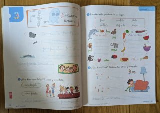 Lengua, 1 Primaria Más Savia : pauta