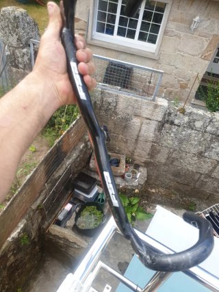Manillar carbono FSA Plasma