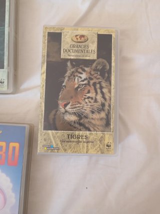 Cintas VHS Disney y Documentales