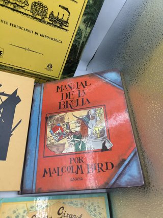 Libros de arte y cuentos especiales 15€ unidad