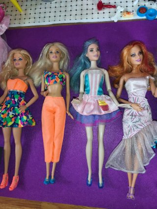Lote Barbie: Casa, Auto e Bambole e nonna!
