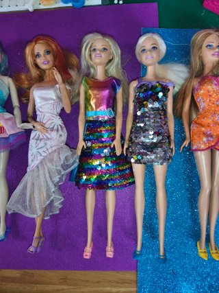 Lote Barbie: Casa, Auto e Bambole e nonna!