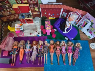 Lote Barbie: Casa, Auto e Bambole e nonna!
